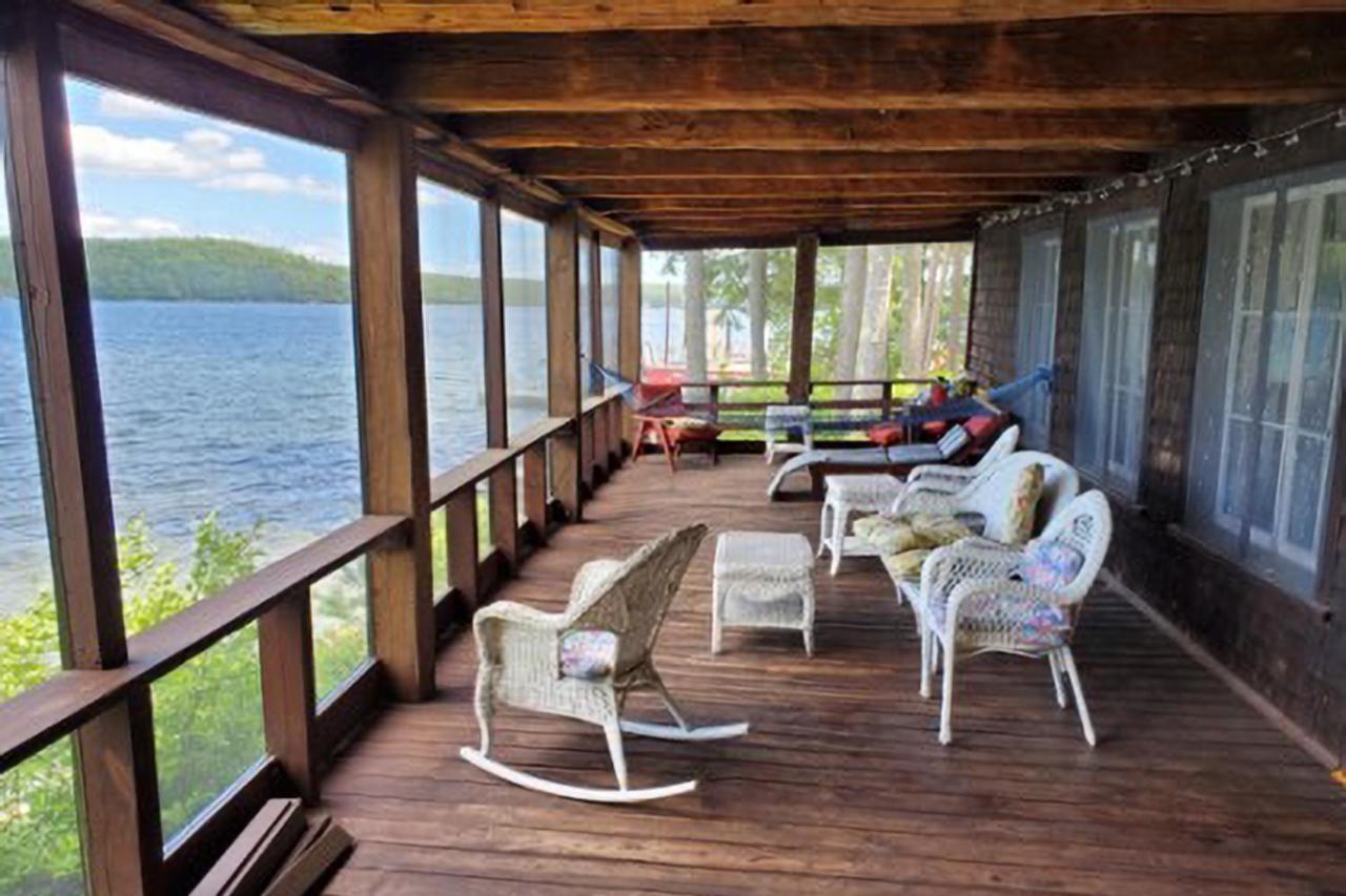 Meredith Lakefront Lodge On Lake Winnipesaukee Экстерьер фото